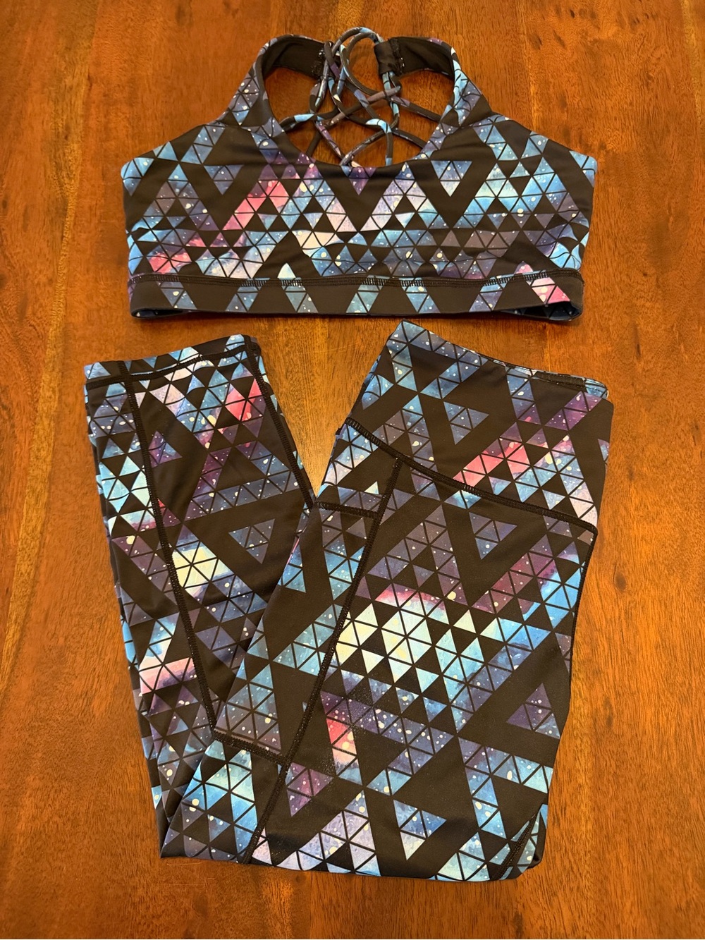 Constantly Varied Gear Prism Capri Set